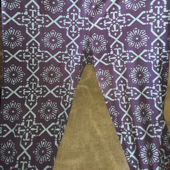 Leggings - Picture 1 of 3